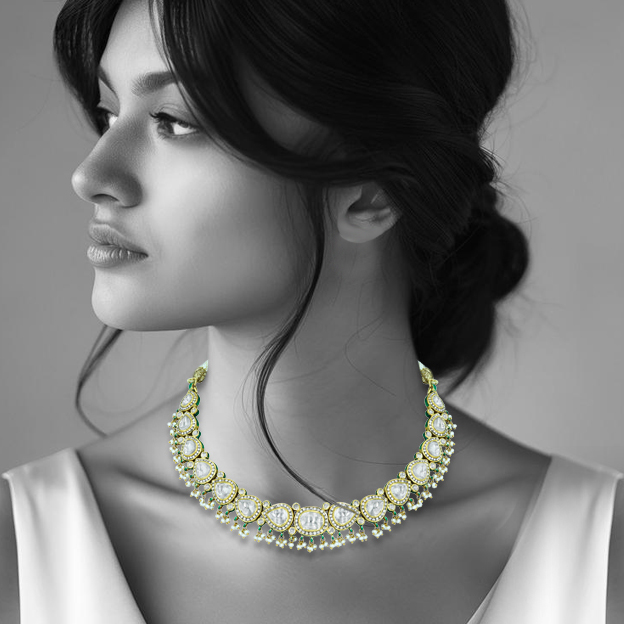 Pear-Shaped Polki Necklace with Gold Detailing and Pearls